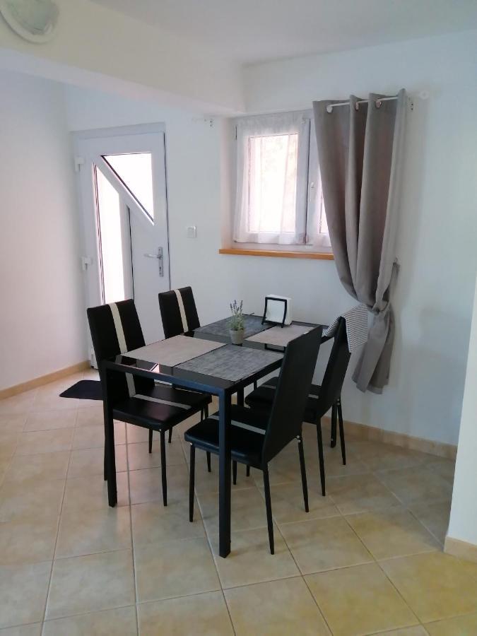 Apartment Lavanda Premantura Zewnętrze zdjęcie