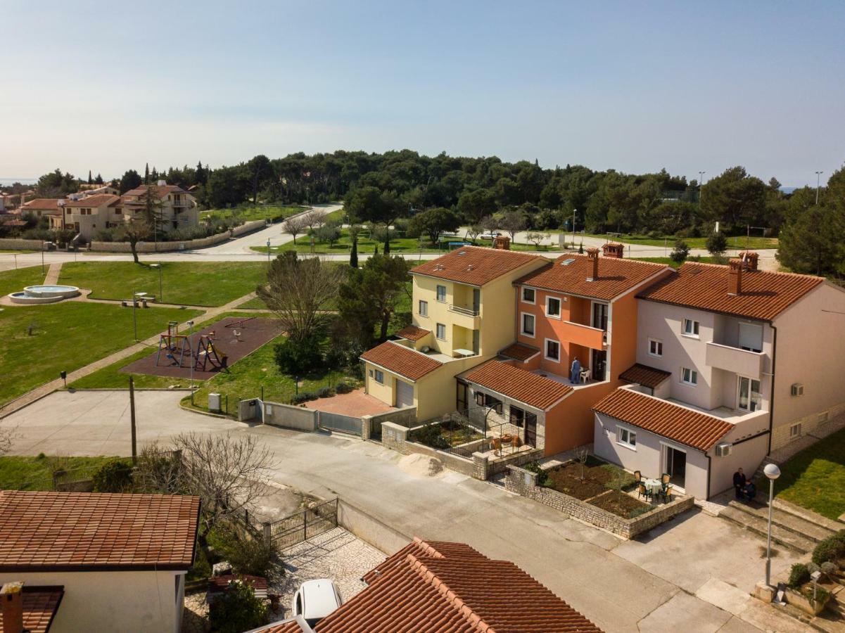 Apartment Lavanda Premantura Zewnętrze zdjęcie