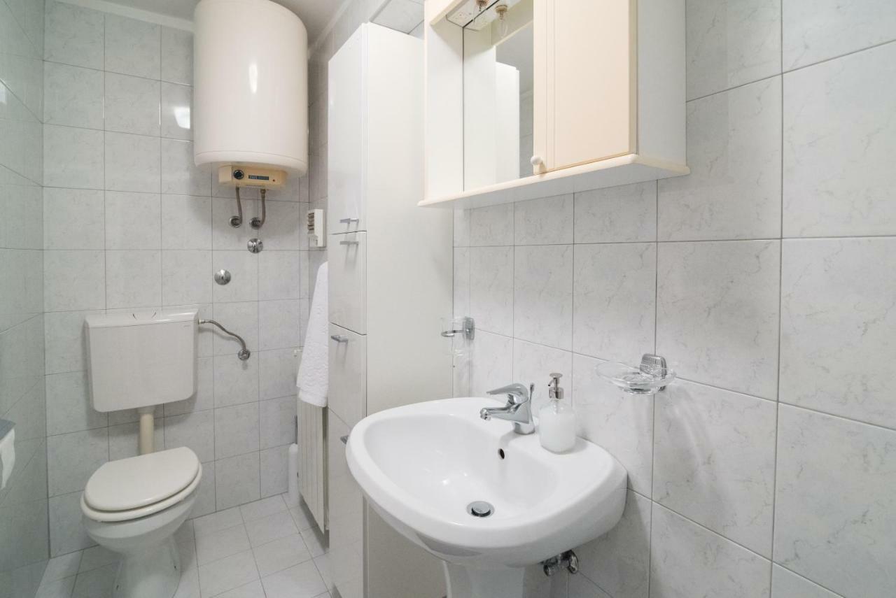 Apartment Lavanda Premantura Zewnętrze zdjęcie