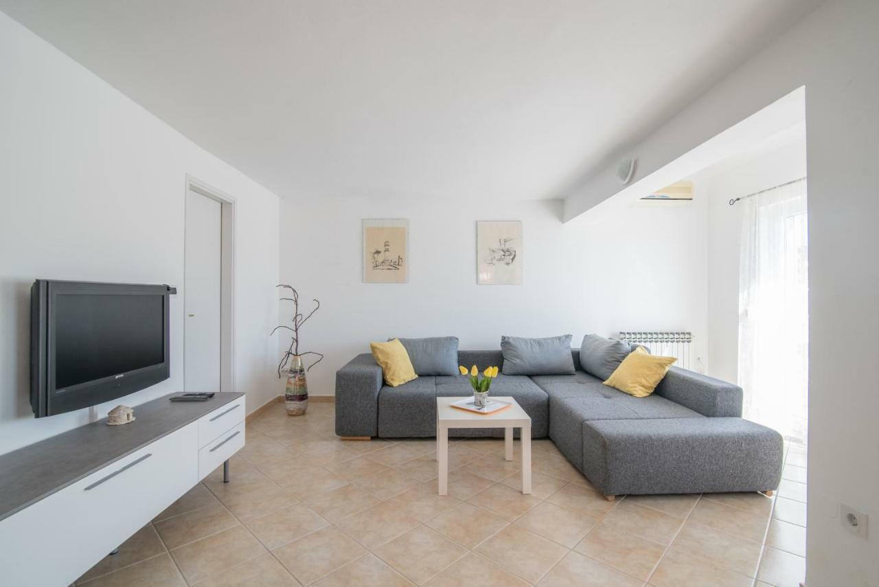 Apartment Lavanda Premantura Zewnętrze zdjęcie